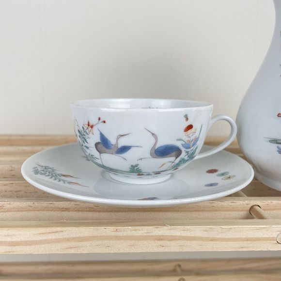 Limoges Porcelaine du Lys Royal Kakiemon Reproduction Pitcher Teacup Saucer Set - Picture 3 of 10